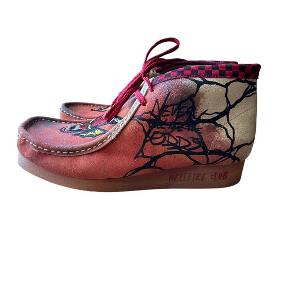 Clarks Originals Wallabee Evo Stranger Things Hellfire Club Sand Suede main image 8